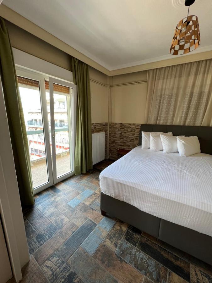 Jacuzzi Suites Thessaloniki Exterior foto
